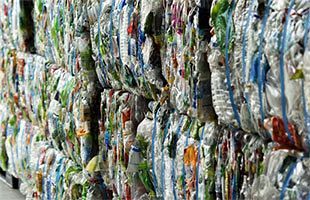 廃プラスチック処理は世界的な問題に（前）