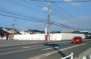 ドンキ福岡今宿店の向かいには何が建つ？