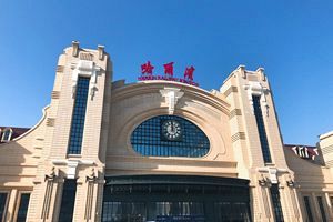 中国・高級志向の鉄道が人気 50万円も予約困難
