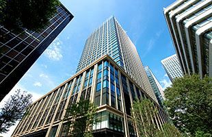 MICE誘致機能強化へ　「丸の内二重橋ビル」竣工式