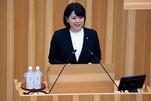 辞職の小川晶前橋市長は泉房穂前明石市長のチルドレン　同パターンで再出馬か