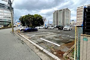 【福岡・博多】K.ホールディングスが駐車場取得