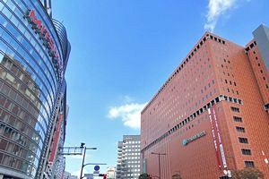 岩田屋三越5.0％減、博多大丸18.2％減 福岡県3百貨店4月売上高、インバウンド下落