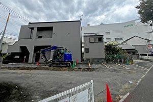 エストラスト、パピオ隣接の開発用地を取得