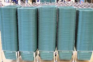 主要9社5月業態別売上高　GMS2社は前年割れ SMと低価格業態は好調、伸び率4月上回る
