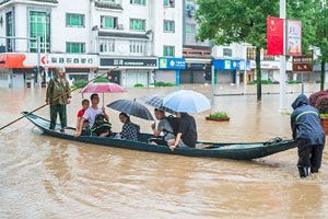 中国の大雨による被災～死者132人に、中国政府は約95億円の災害救助資金の拠出を発表