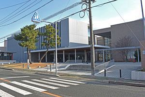 古賀駅東口開発構想の一環、リーパスプラザこがの市場調査実施