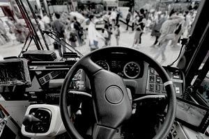 運転士不足によるダイヤ減便（中）