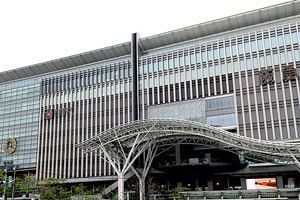 福岡市3百貨店の今期、成長率減速 インバウンド一服、岩田屋三越と博多大丸は下方修正