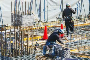 国交省・厚労省の概算要求 担い手不足と技能伝承の危機へ対策