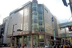 【業界を読む】百貨店、一転し環境悪化 インバウンド激減