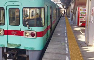 西鉄大牟田線で、有料座席指定電車の導入を検討へ