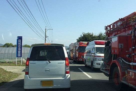 【熊本地震最前線レポート】（18）～震度７の被災地・益城町は大渋滞