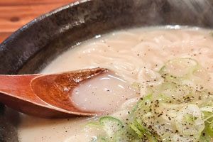 吉野家HD社長インタビュー：ラーメンで海外戦略加速、牛丼依存を分散へ