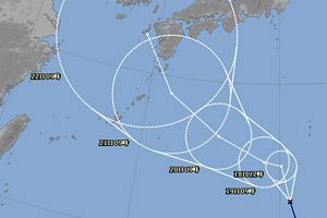 台風19号、九州直撃の可能性