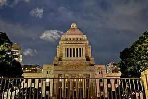 岸田首相は、小手先ではなく、根本の政治改革を断行すべき