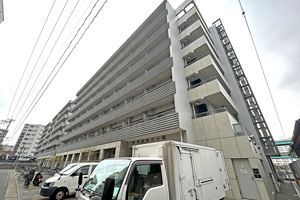 西日本新聞、博多区の大規模学生寮を取得
