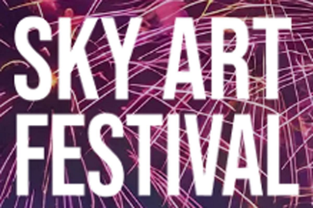 「SKY ART FESTIVAL 2026」で白浜町から大村浩次氏が感謝状　音楽と花火で地域活性化を後押し