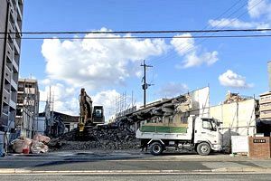 【福岡】ネストが吉塚通り沿いのクリニック跡取得