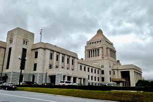 年配の北九州市議らから批判が相次いだ福岡9区自民党会合