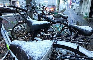 札幌で初雪～観測史上最も遅い、冬の到来