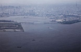 海上保安庁、関空島周辺海域の航行制限を東京湾周辺でも検討