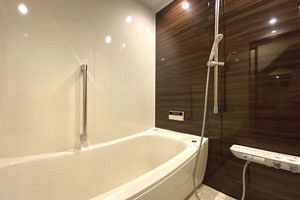 TOTOがユニットバスの新規受注停止を特約店向けに通知　中東情勢悪化による原料供給に影響