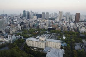 百貨店解体新書（4）なぜ堤清二は沈黙したか　許永中の憤怒（前）