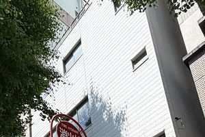 博多駅11分の事務所ビル、AIRSTARが取得